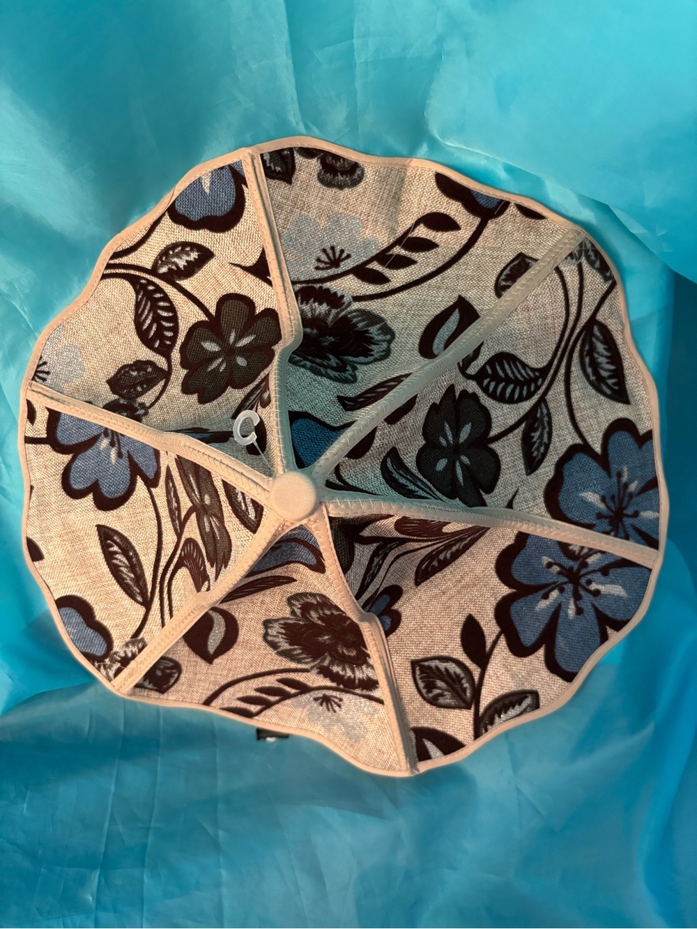 Floral Print Women’s Hat with Adjustable Loop - Blue/Tan NWOT - Picture 5 of 8